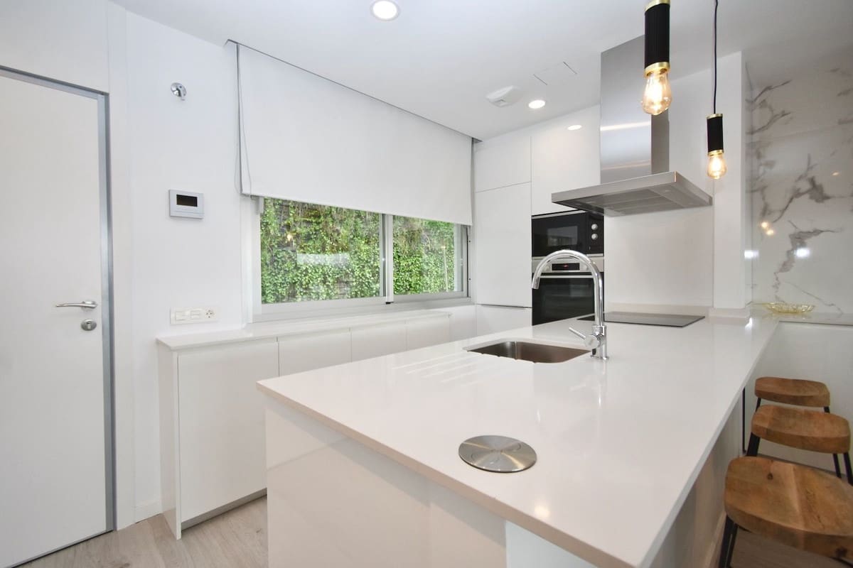 3 slaapkamer Huis te huur in Cancelada met zwembad garage - € 3.750 (Ref: 9142028)