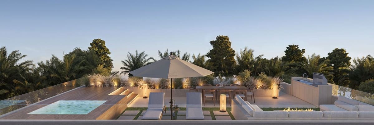 5 sypialnia Willa na sprzedaż w Estepona z basenem garażem - 1 750 000 € (Ref: 9142403)