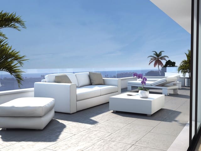 4 chambre Villa/Maison à vendre à La Duquesa / Puerto de la Duquesa, Manilva avec piscine - 1 065 000 € (Ref: 9144367)