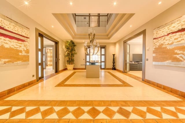 5 makuuhuone Huvila myytävänä paikassa Sotogrande Alto, San Roque mukana uima-altaan 
autotalli - 3 750 000 € (Ref: 9144557)