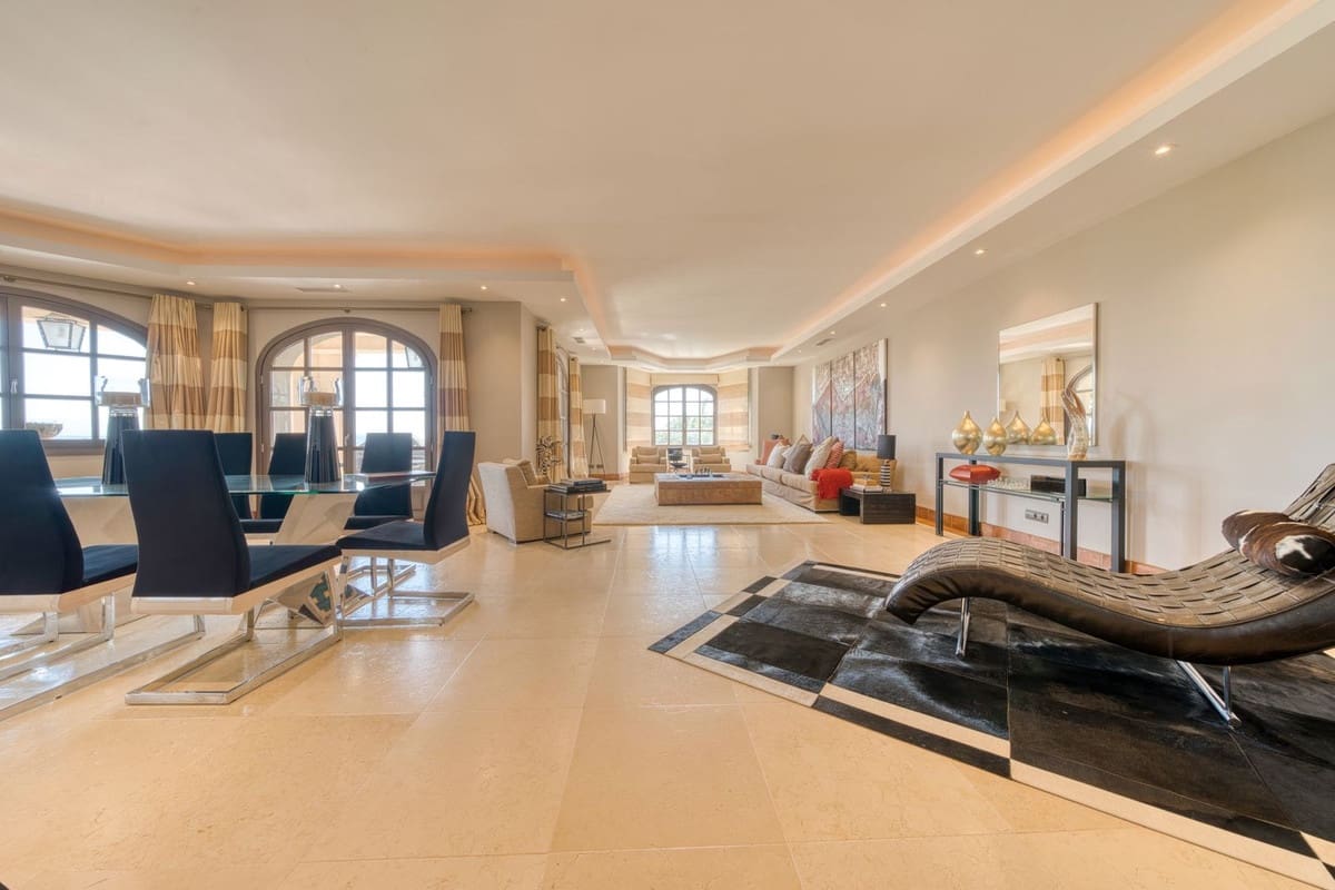 5 slaapkamer Villa te koop in Sotogrande met zwembad garage - € 3.750.000 (Ref: 9144557)