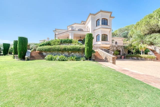 5 makuuhuone Huvila myytävänä paikassa Sotogrande Alto, San Roque mukana uima-altaan 
autotalli - 3 750 000 € (Ref: 9144557)