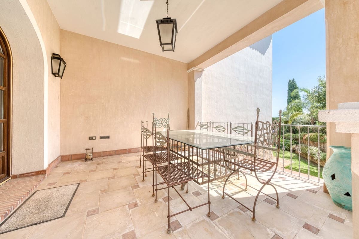 5 slaapkamer Villa te koop in Sotogrande met zwembad garage - € 3.750.000 (Ref: 9144557)