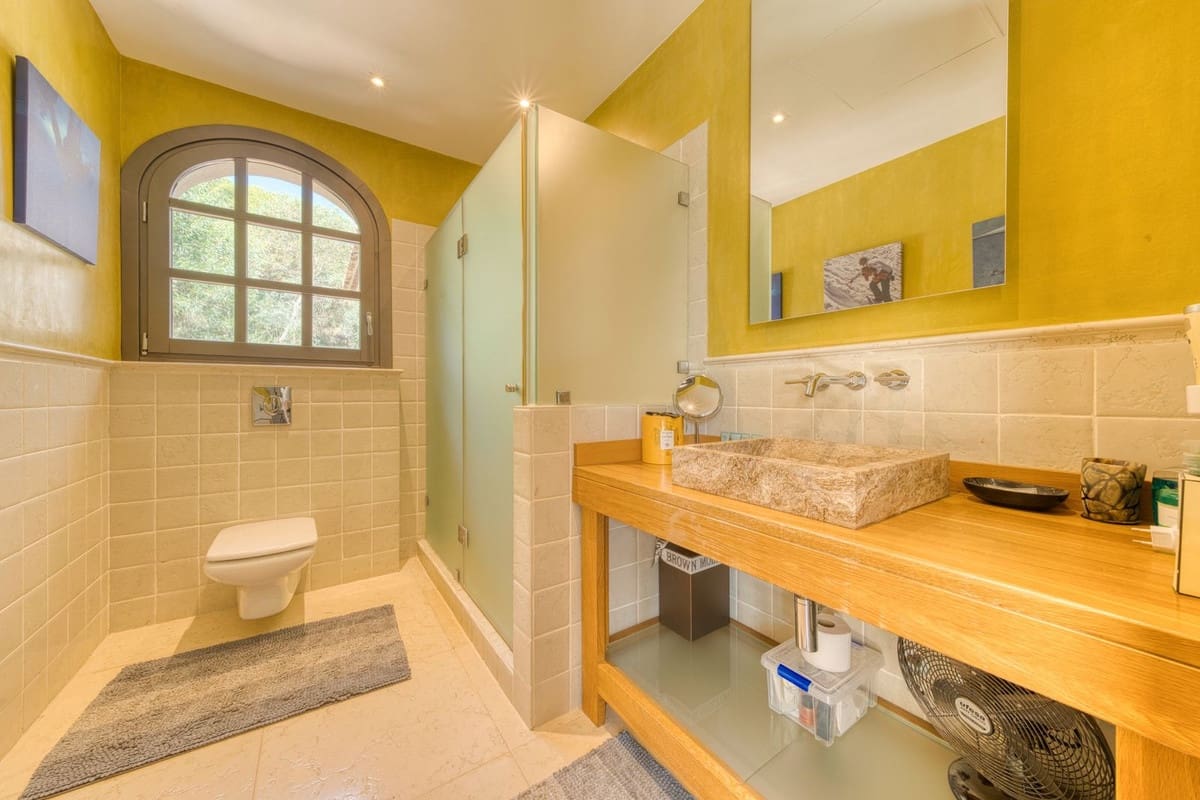 5 slaapkamer Villa te koop in Sotogrande met zwembad garage - € 3.750.000 (Ref: 9144557)