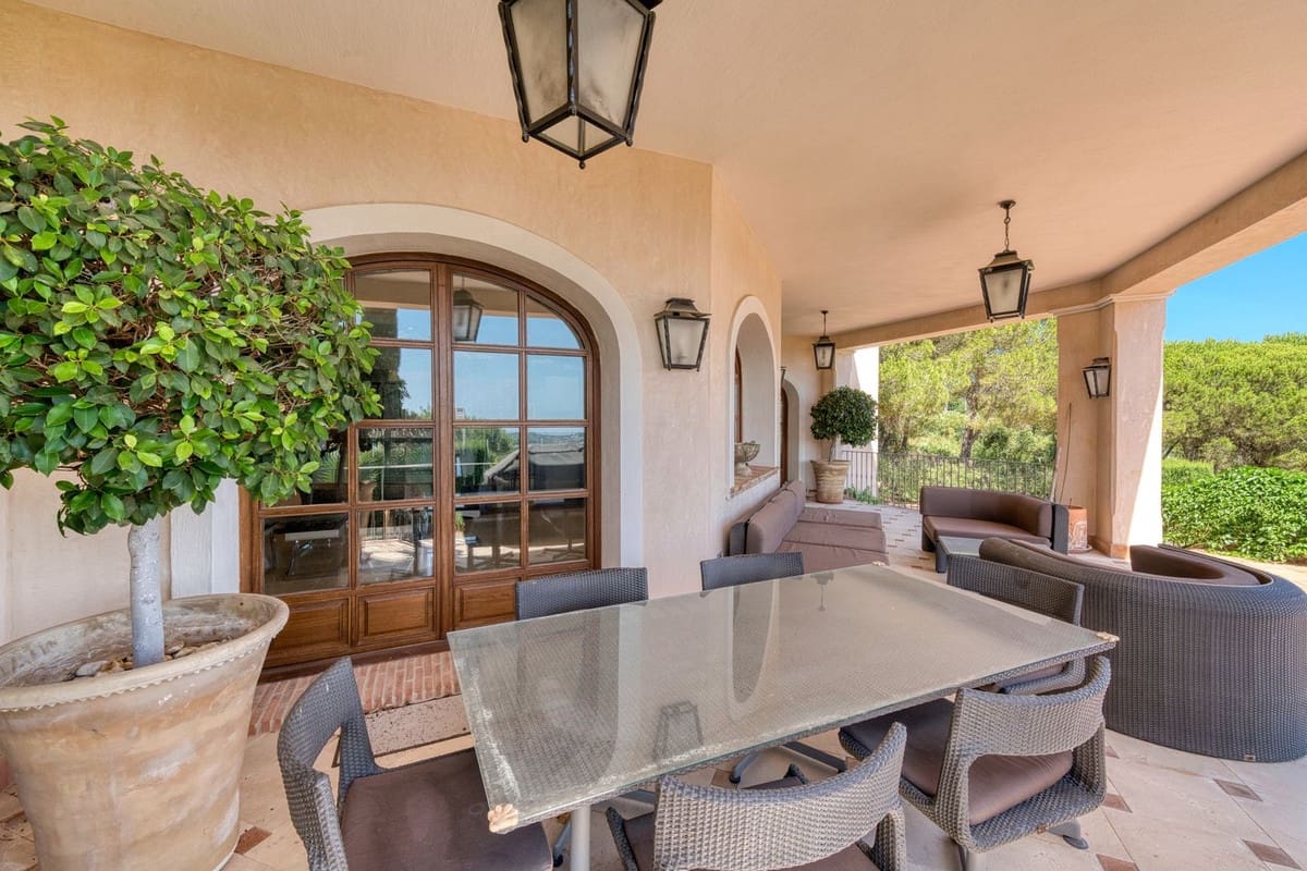 5 slaapkamer Villa te koop in Sotogrande met zwembad garage - € 3.750.000 (Ref: 9144557)