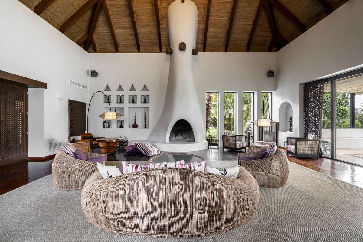 5 sypialnia Willa na sprzedaż w Estepona z basenem garażem - 1 950 000 € (Ref: 9144558)