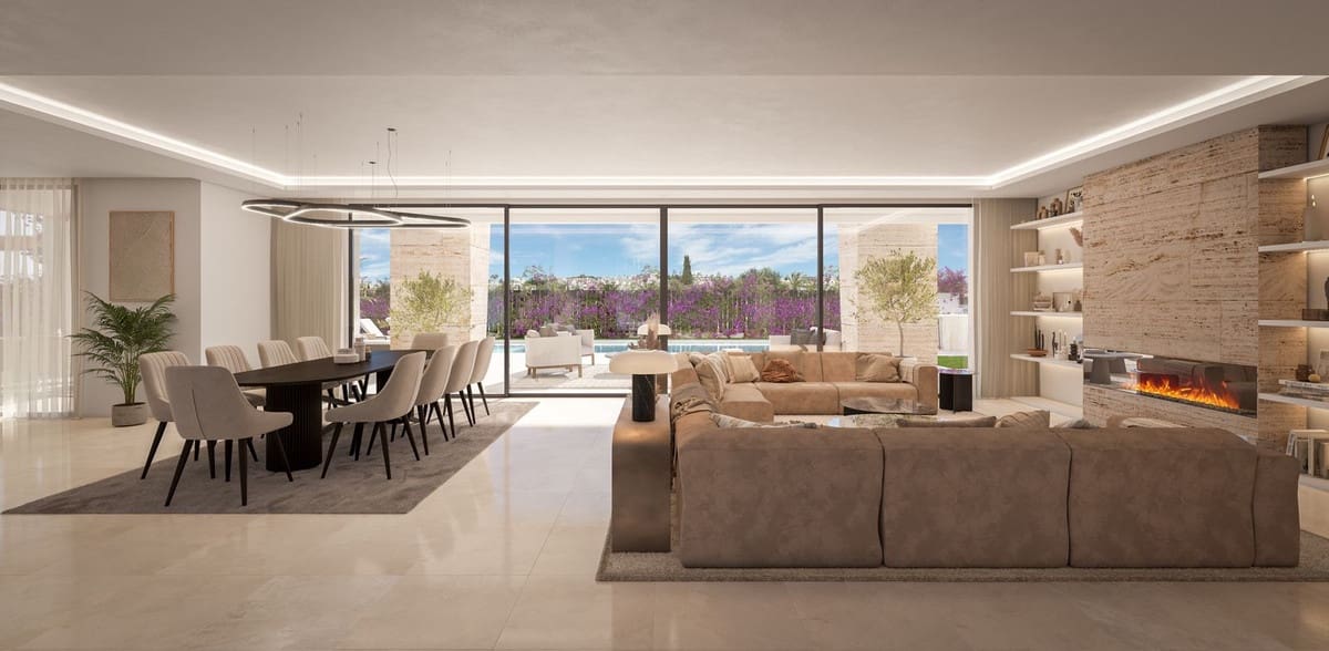 5 bedroom Villa for sale in Estepona with pool garage - € 1,950,000 (Ref: 9144558)