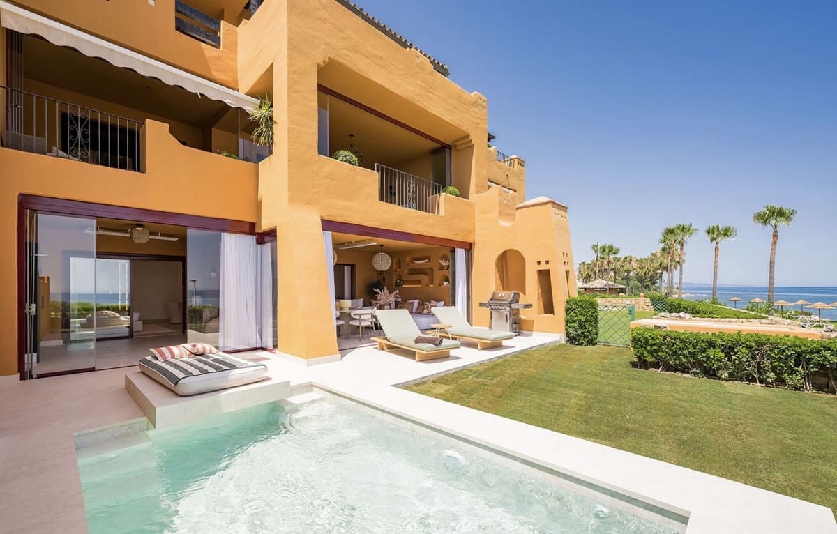 4 soveværelse Lejlighed til salg i Estepona med swimmingpool garage - € 3.995.000 (Ref: 9146269)