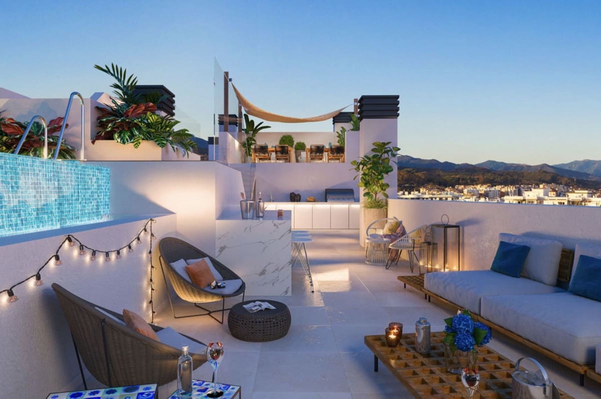 2 bedroom Apartment for sale in Estepona with pool garage - € 570,000 (Ref: 9146270)