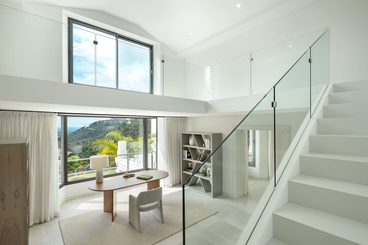 5 soveværelse Villa til salg i El Madronal med swimmingpool garage - € 8.350.000 (Ref: 9158831)