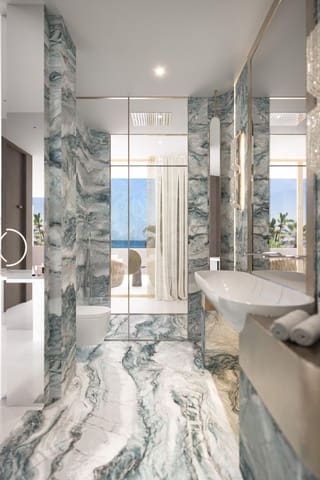 3 chambre Appartement à vendre à Puerto Banus, Marbella avec piscine garage - 4 950 000 € (Ref: 9158832)