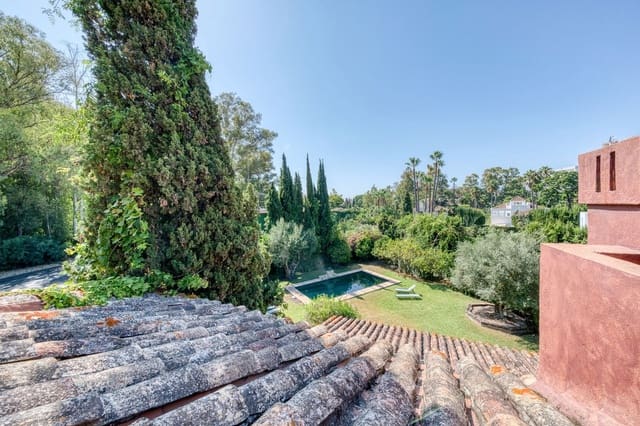 6 soveværelse Villa til leje i Nueva Andalucia, Marbella med swimmingpool garage - € 9.000 (Ref: 9163310)