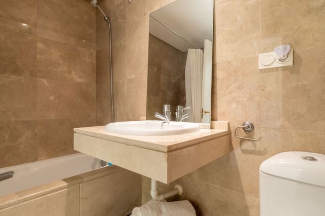 2 camera da letto Appartamento in vendita in La Duquesa / Puerto de la Duquesa, Manilva con piscina garage - 250.000 € (Rif: 9168260)