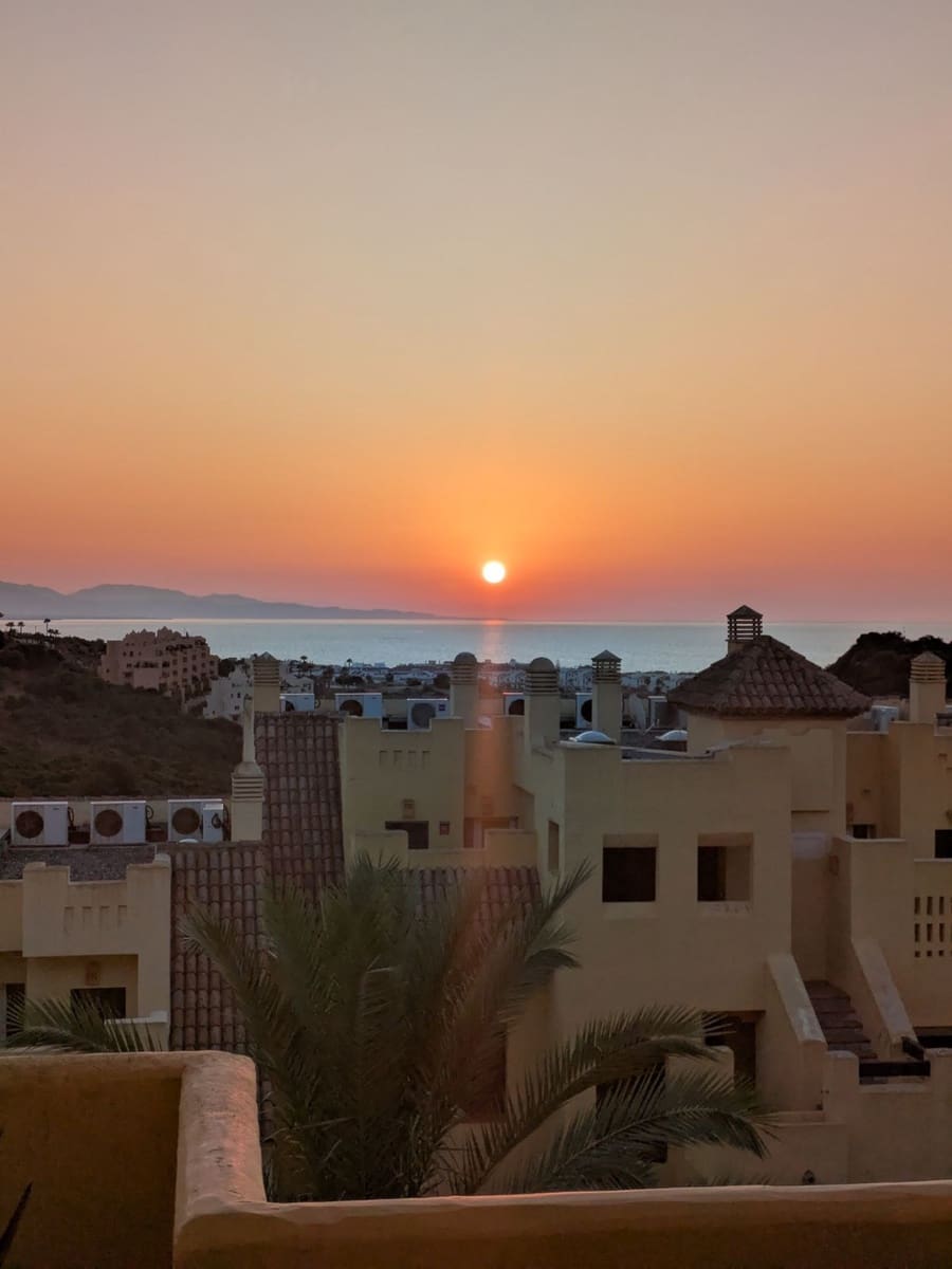 2 soveværelse Lejlighed til salg i La Duquesa / Puerto de la Duquesa med swimmingpool garage - € 250.000 (Ref: 9168260)