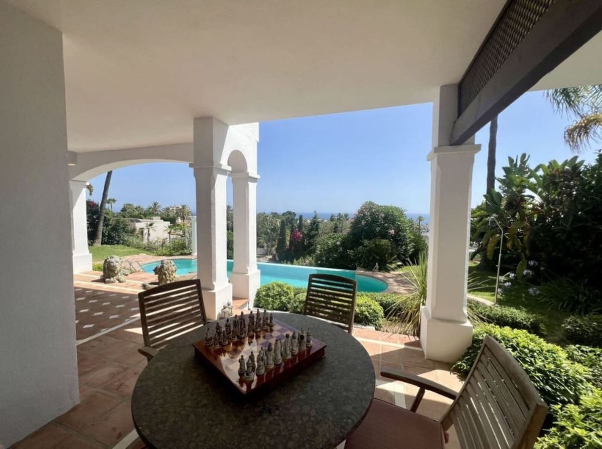 4 soverom Villa til salgs i Marbella med svømmebasseng garasje - € 1 990 000 (Ref: 9172345)