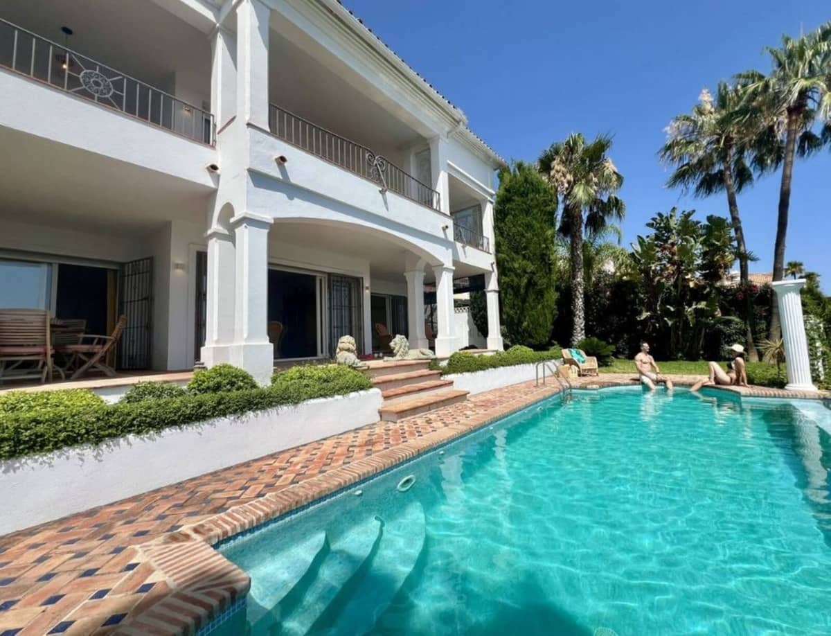 4 soverom Villa til salgs i Marbella med svømmebasseng garasje - € 1 990 000 (Ref: 9172345)