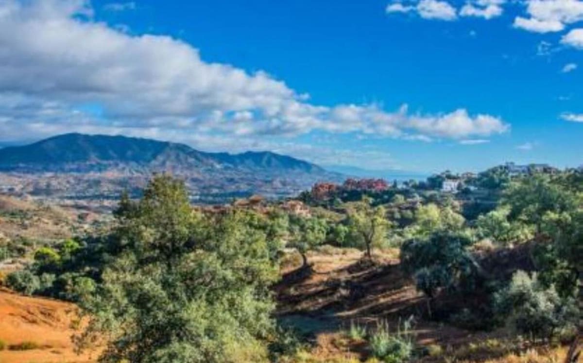 4 soverom Kjedet enebolig til salgs i Marbella med svømmebasseng garasje - € 1 800 000 (Ref: 9186164)