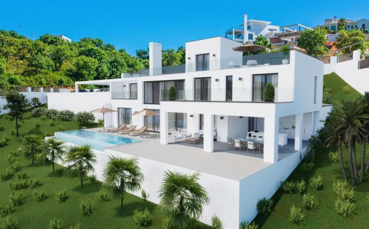 4 slaapkamer Halfvrijstaande villa te koop in Marbella met zwembad garage - € 1.800.000 (Ref: 9186164)