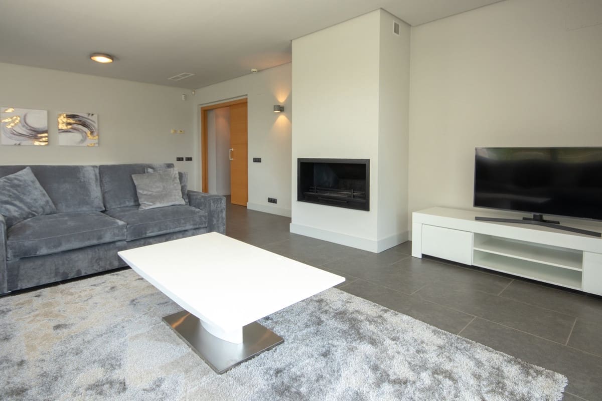 4 chambre Villa/Maison à vendre à La Duquesa / Puerto de la Duquesa avec piscine garage - 1 200 000 € (Ref: 9186490)