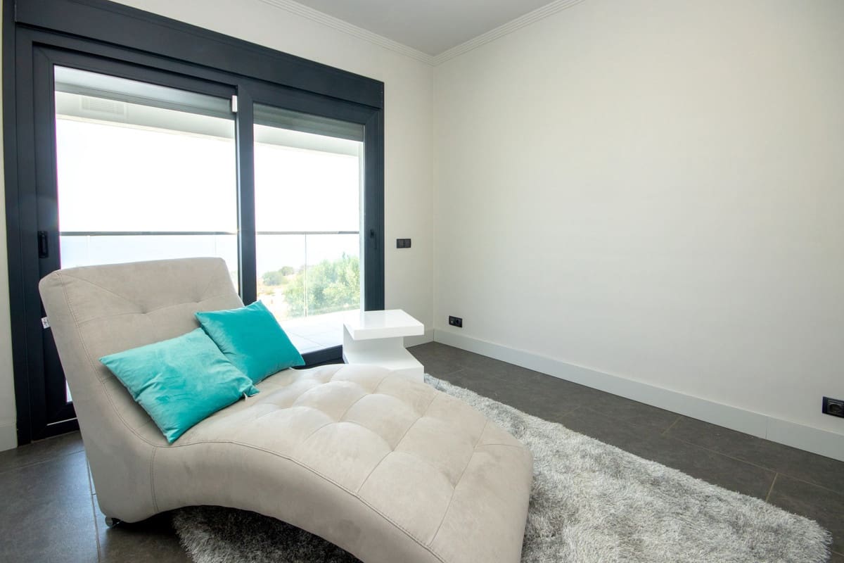 4 chambre Villa/Maison à vendre à La Duquesa / Puerto de la Duquesa avec piscine garage - 1 200 000 € (Ref: 9186490)