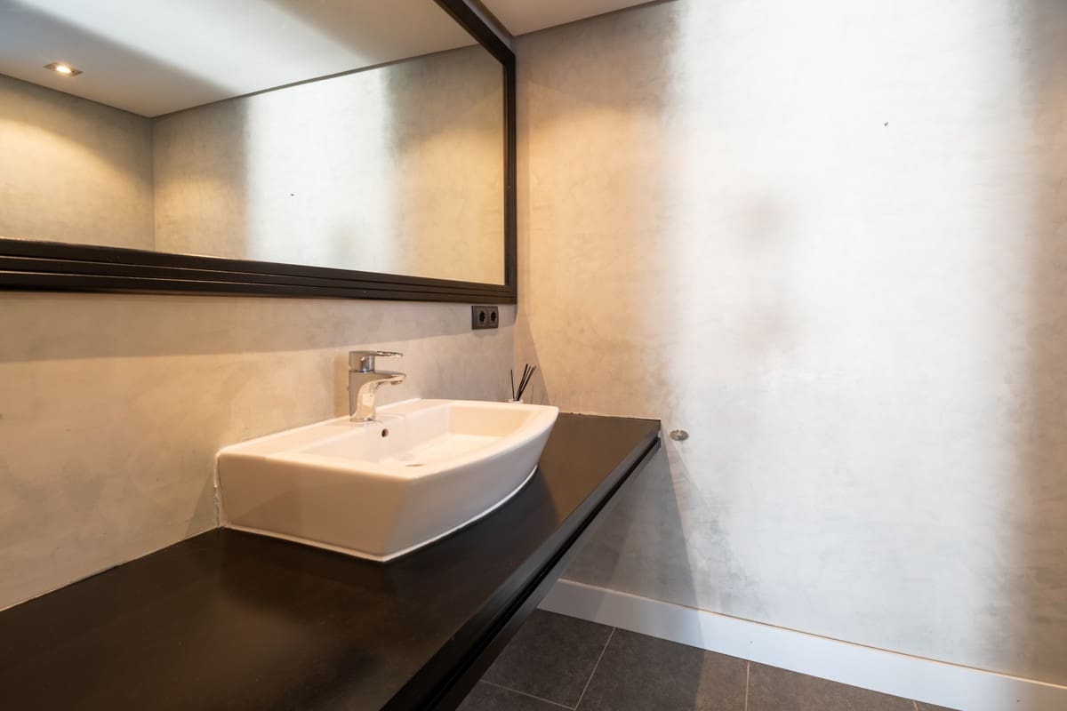 4 chambre Villa/Maison à vendre à La Duquesa / Puerto de la Duquesa avec piscine garage - 1 200 000 € (Ref: 9186490)