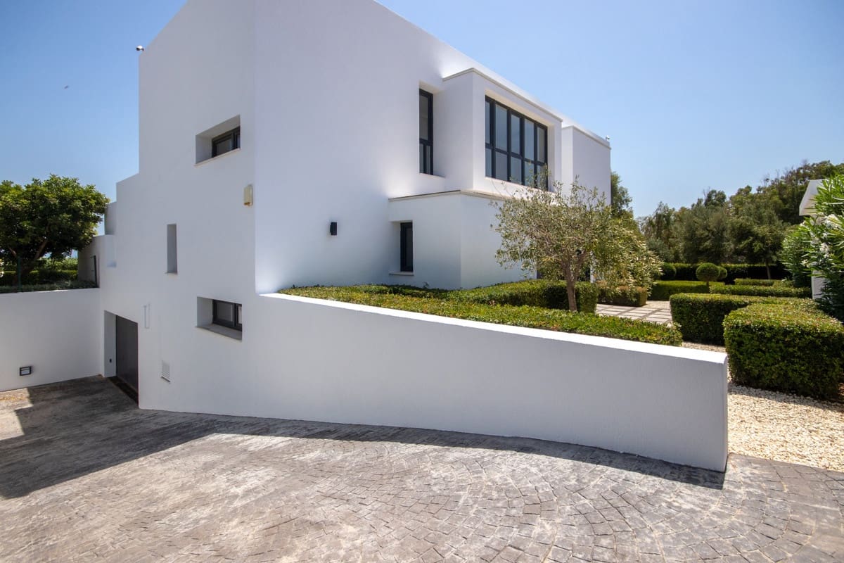 4 chambre Villa/Maison à vendre à La Duquesa / Puerto de la Duquesa avec piscine garage - 1 200 000 € (Ref: 9186490)