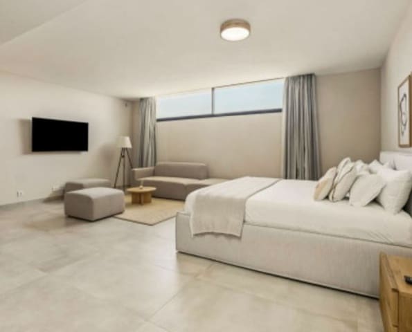 4 sypialnia Dom blizniak na sprzedaż w Benahavís z basenem garażem - 1 890 000 € (Ref: 9187677)