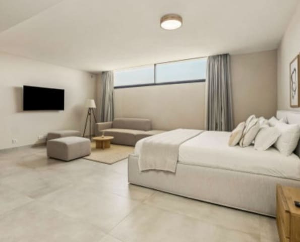 4 soveværelse Semi-Rækkehus til salg i Benahavís med swimmingpool garage - € 1.890.000 (Ref: 9187677)