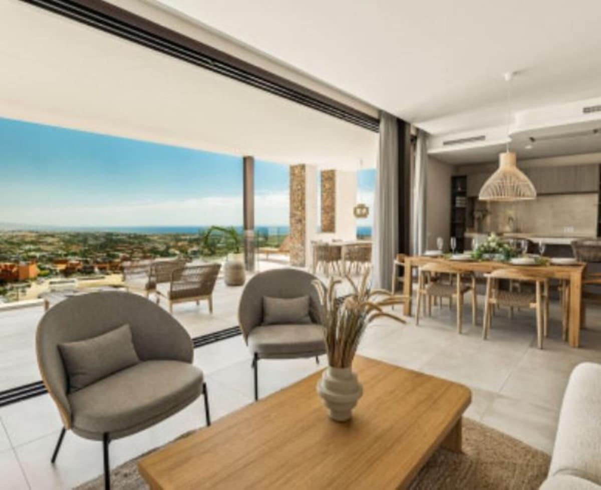 4 soveværelse Semi-Rækkehus til salg i Benahavis med swimmingpool garage - € 1.890.000 (Ref: 9187677)