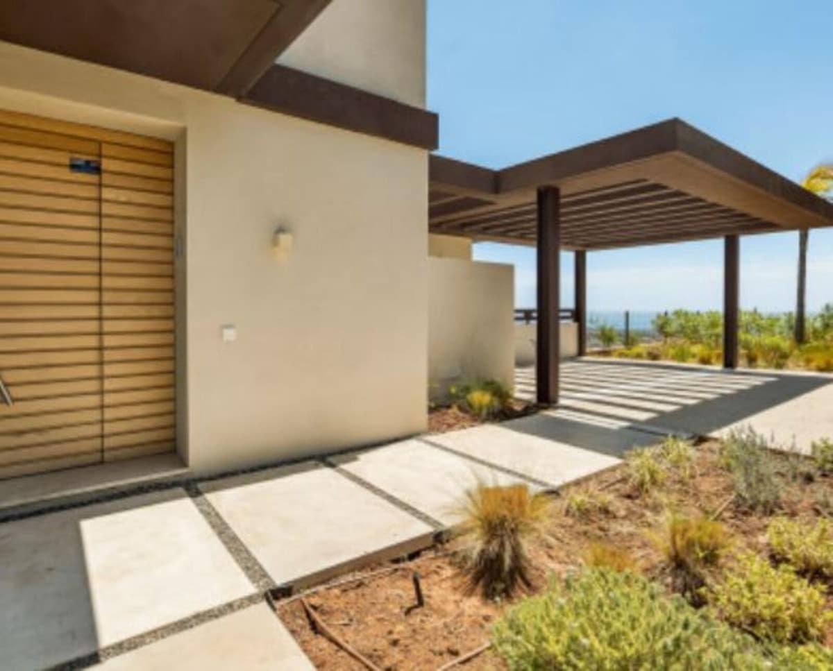 Pareado de 4 habitaciones en Benahavís en venta con piscina garaje - 1.890.000 € (Ref: 9187677)