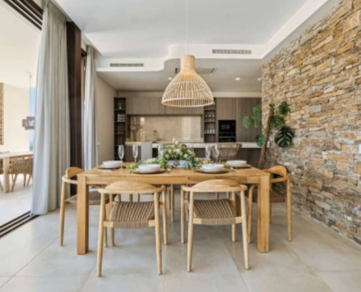 Pareado de 4 habitaciones en Benahavís en venta con piscina garaje - 1.890.000 € (Ref: 9187677)