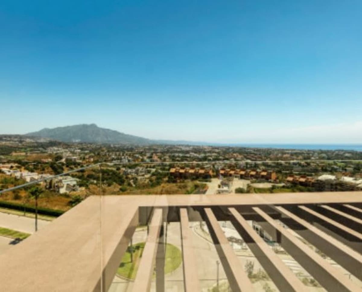 Pareado de 4 habitaciones en Benahavís en venta con piscina garaje - 1.890.000 € (Ref: 9187677)