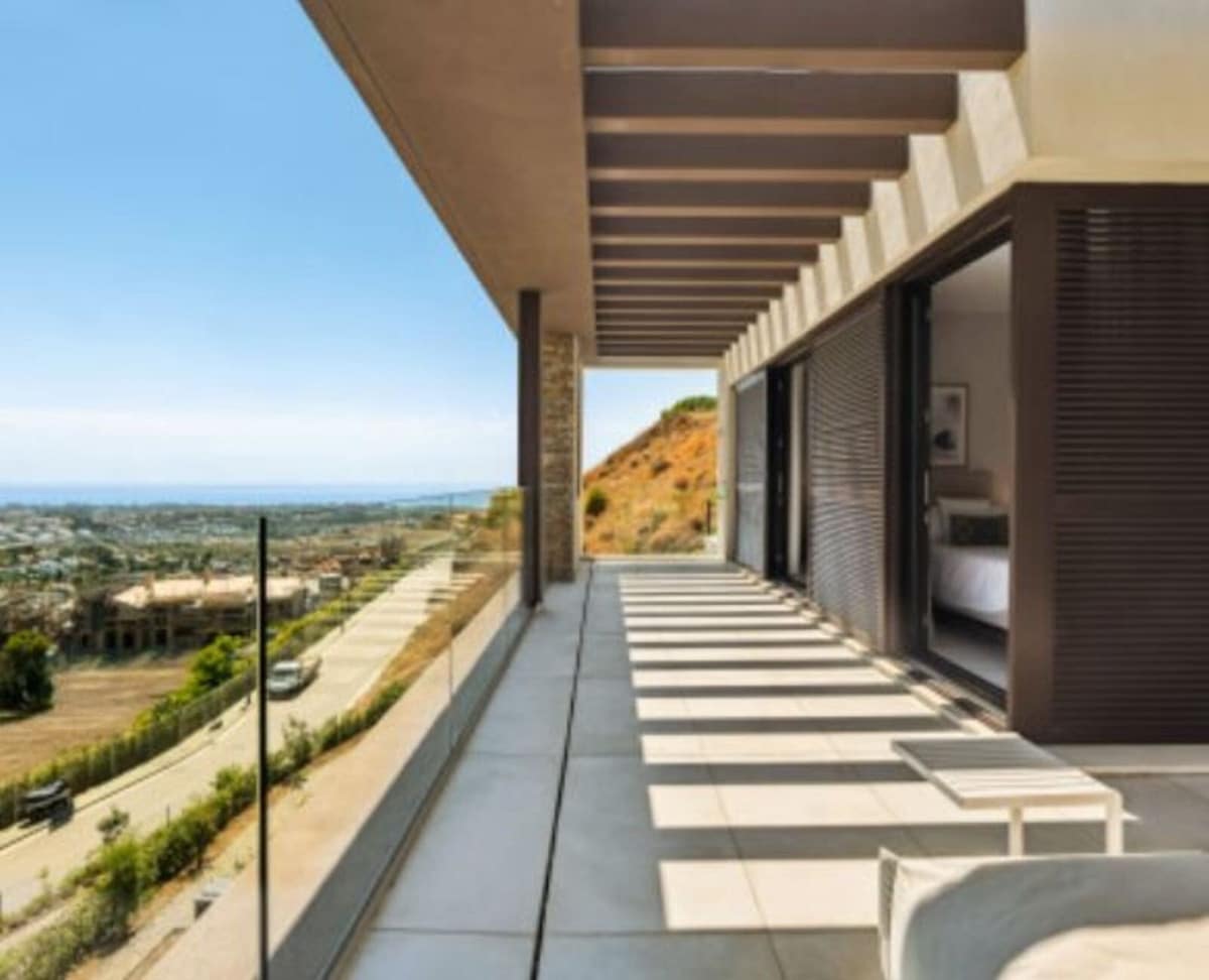 Pareado de 4 habitaciones en Benahavís en venta con piscina garaje - 1.890.000 € (Ref: 9187677)