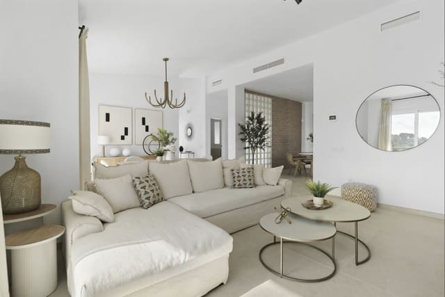 Chalet de 4 habitaciones en Mijas en venta con piscina garaje - 585.000 € (Ref: 9191783)