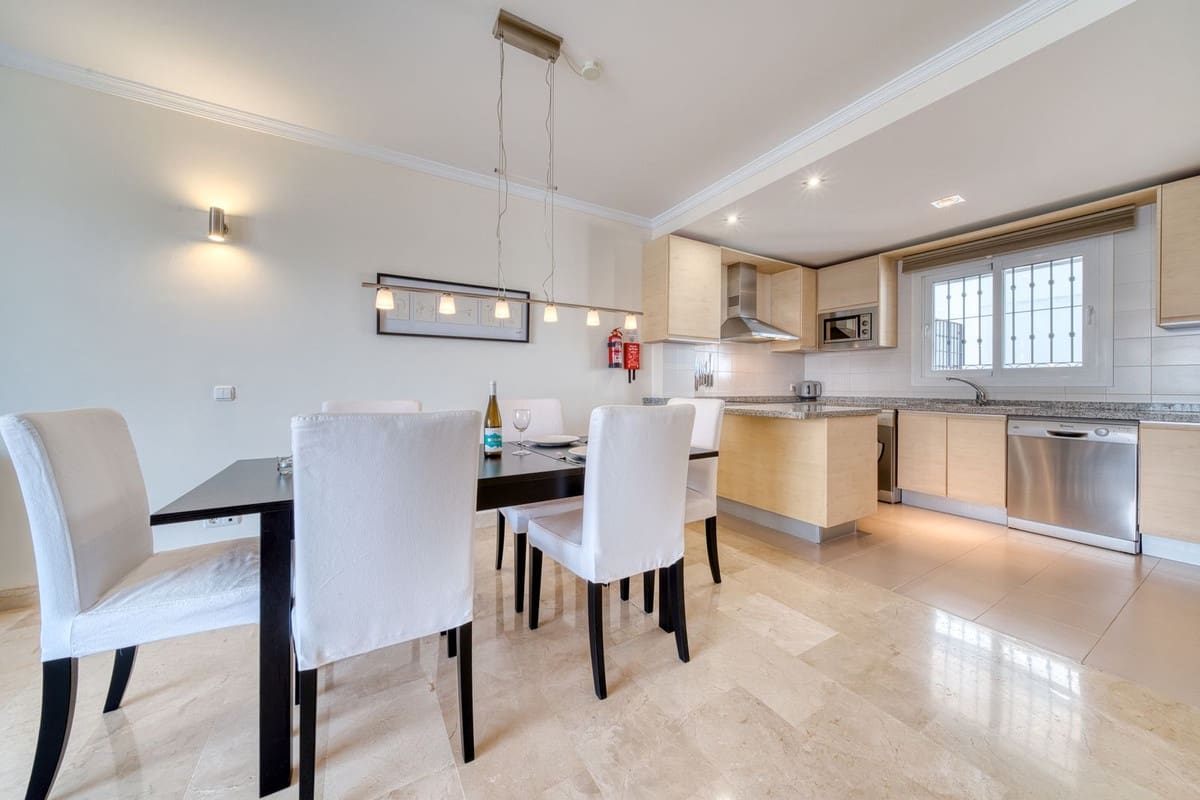 2 chambre Appartement à vendre à Calahonda avec piscine garage - 395 000 € (Ref: 9191908)