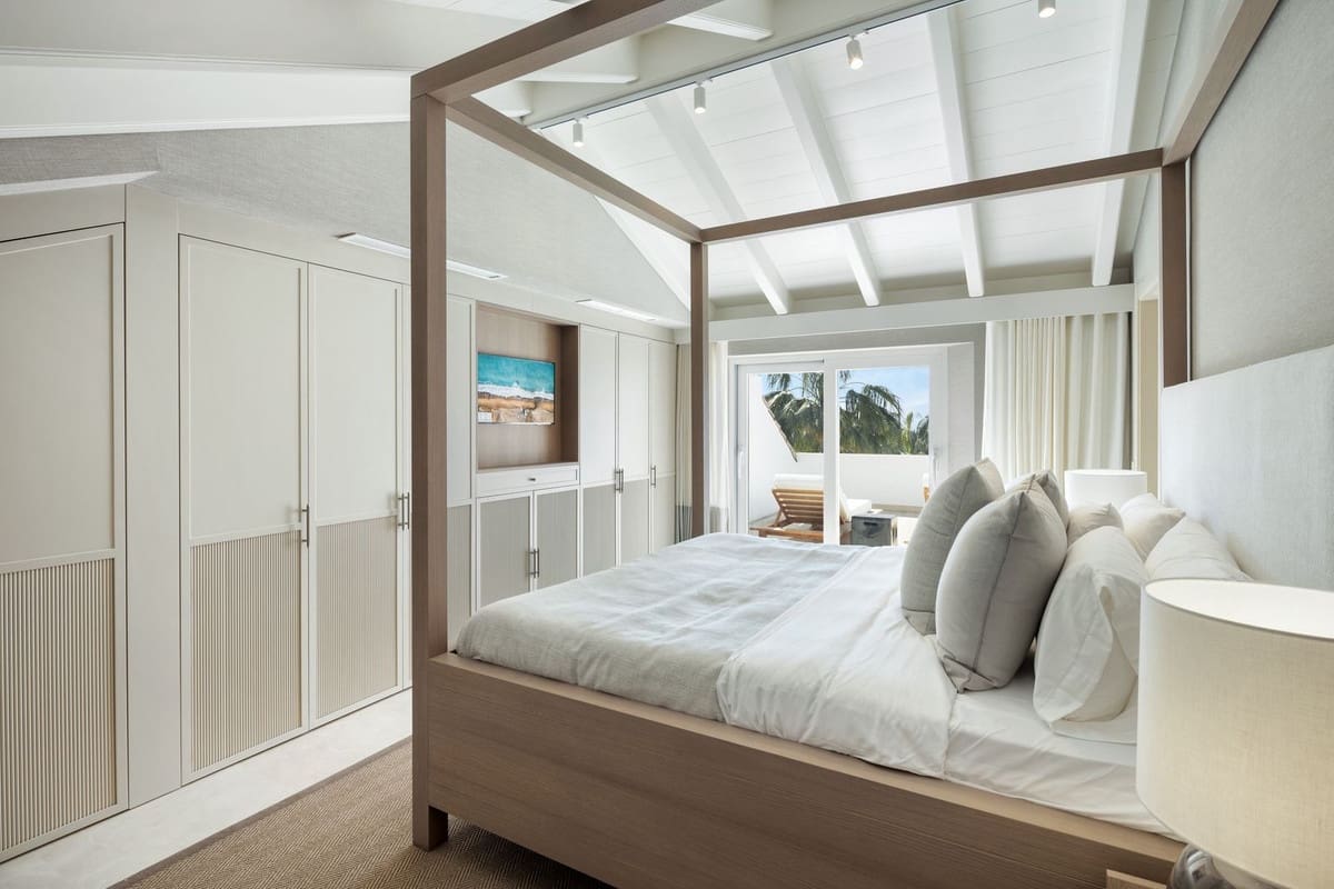 3 soverom Penthouse til salgs i Golden Mile med svømmebasseng garasje - € 2 750 000 (Ref: 9201811)