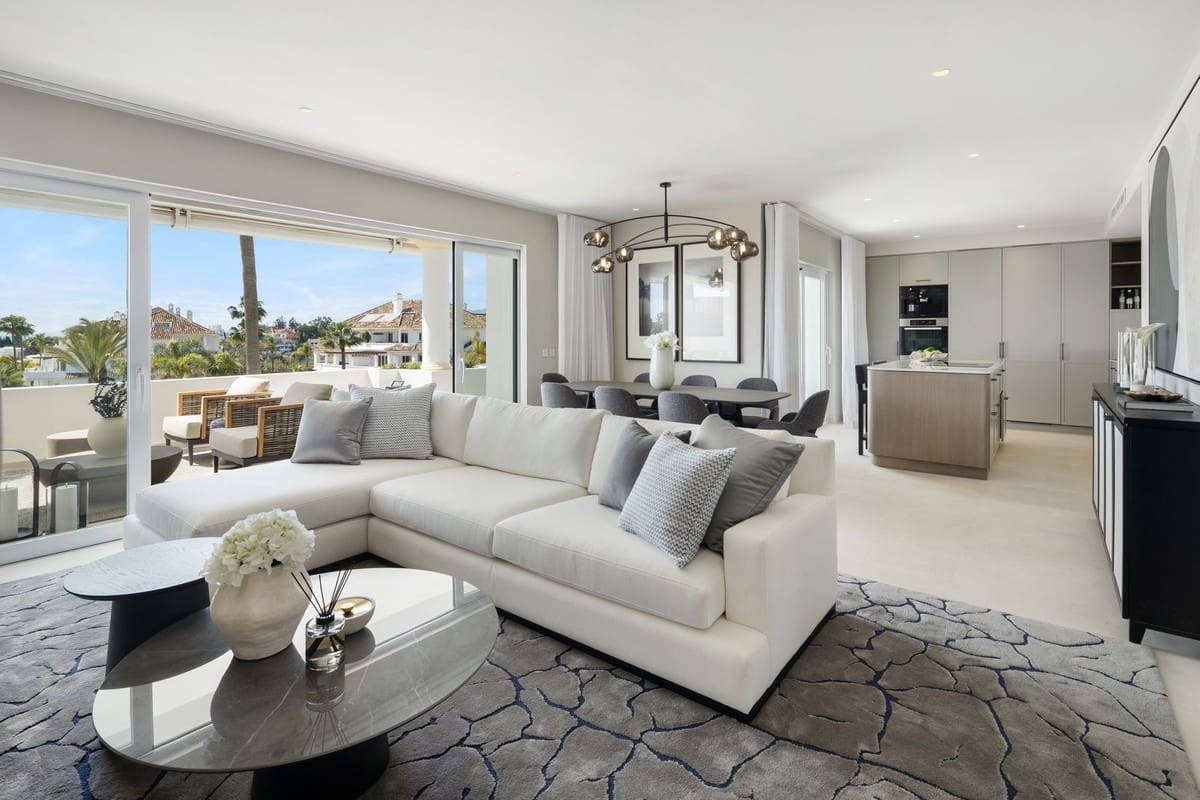 3 slaapkamer Penthouse te koop in Golden Mile met zwembad garage - € 2.750.000 (Ref: 9201811)