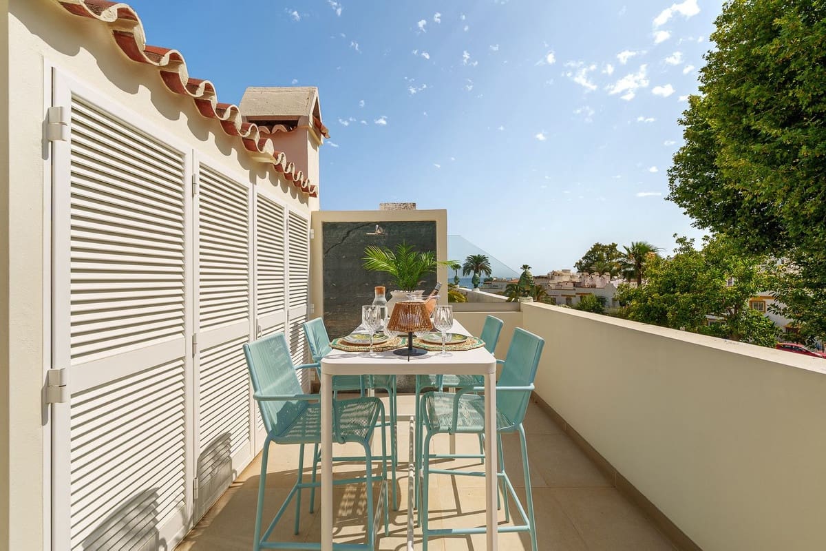 4 soverom Hus til salgs i Golden Mile med svømmebasseng garasje - € 2 895 000 (Ref: 9201812)