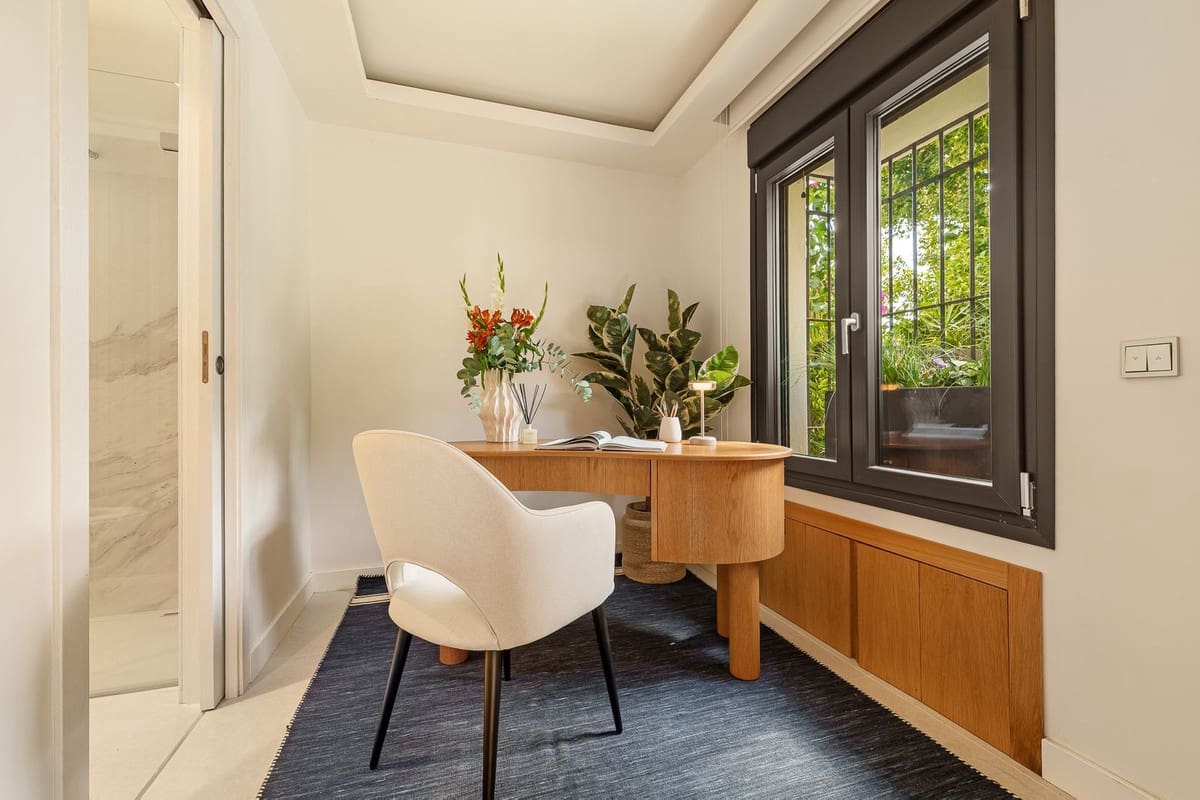 4 slaapkamer Huis te koop in Golden Mile met zwembad garage - € 2.895.000 (Ref: 9201812)