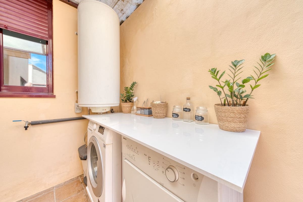 3 soverom Villa til salgs i Benahavis med svømmebasseng garasje - € 575 000 (Ref: 9201982)