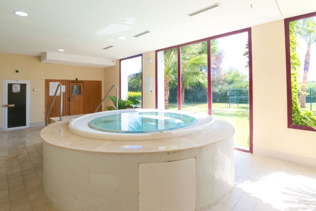 3 soverom Villa til salgs i Benahavis med svømmebasseng garasje - € 575 000 (Ref: 9201982)