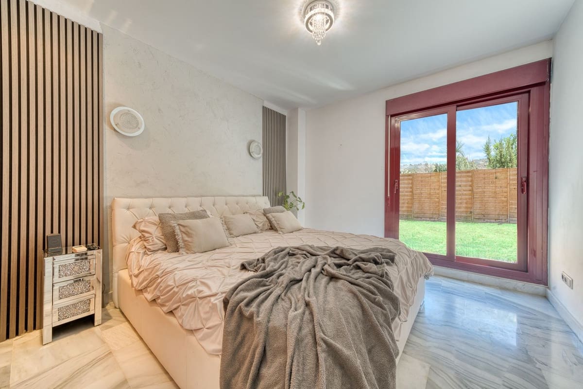 3 soverom Villa til salgs i Benahavis med svømmebasseng garasje - € 575 000 (Ref: 9201982)