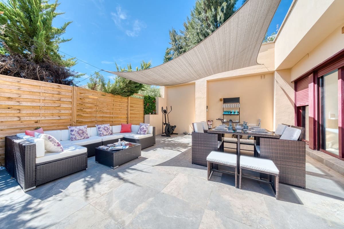 3 soverom Villa til salgs i Benahavis med svømmebasseng garasje - € 575 000 (Ref: 9201982)