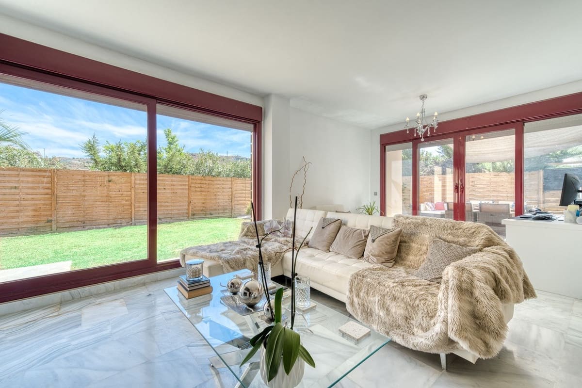 3 soverom Villa til salgs i Benahavis med svømmebasseng garasje - € 575 000 (Ref: 9201982)