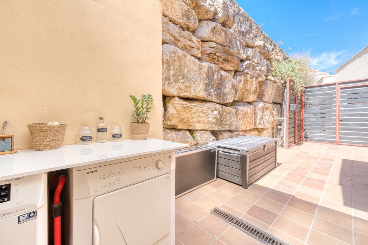 3 soverom Villa til salgs i Benahavis med svømmebasseng garasje - € 575 000 (Ref: 9201982)