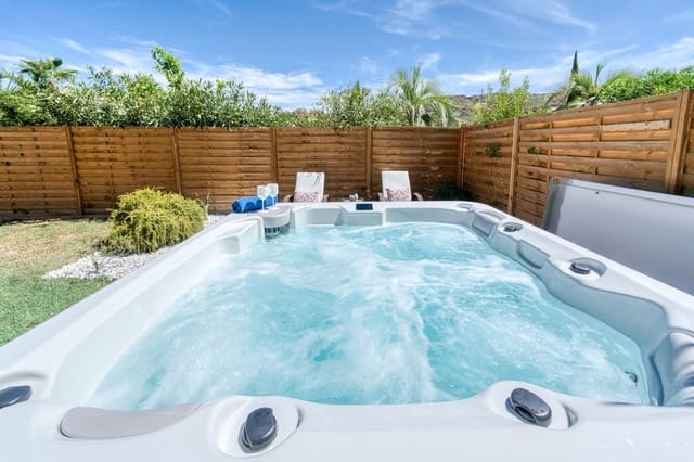 3 soverom Villa til salgs i Benahavís med svømmebasseng garasje - € 575 000 (Ref: 9201982)