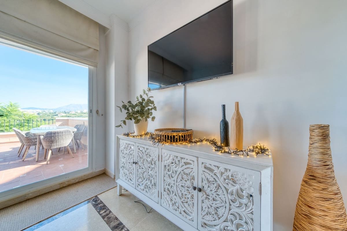 4 sovrum Hus till salu i La Duquesa / Puerto de la Duquesa med pool garage - 410 000 € (Ref: 9203213)