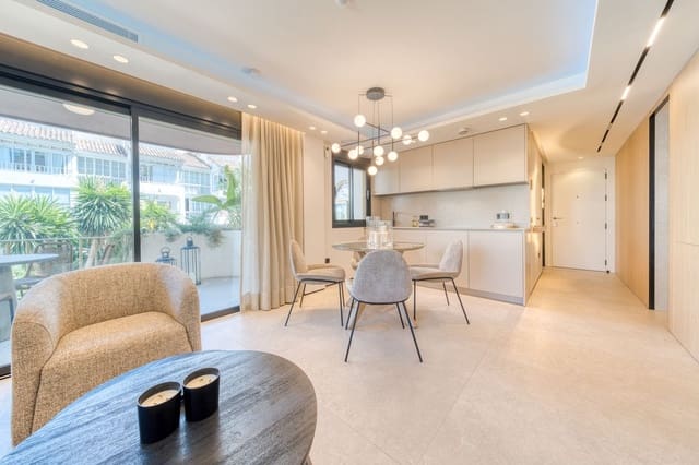 2 Zimmer Apartment zu verkaufen in Puerto Banus, Marbella mit Pool Garage - 749.000 € (Ref: 9203458)