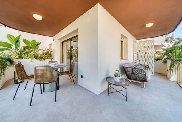 2 Zimmer Apartment zu verkaufen in Puerto Banus, Marbella mit Pool Garage - 749.000 € (Ref: 9203458)