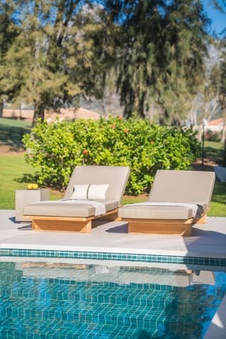 5 soverom Kjedet enebolig til salgs i Nueva Andalucia, Marbella med svømmebasseng garasje - € 2 595 000 (Ref: 9205674)